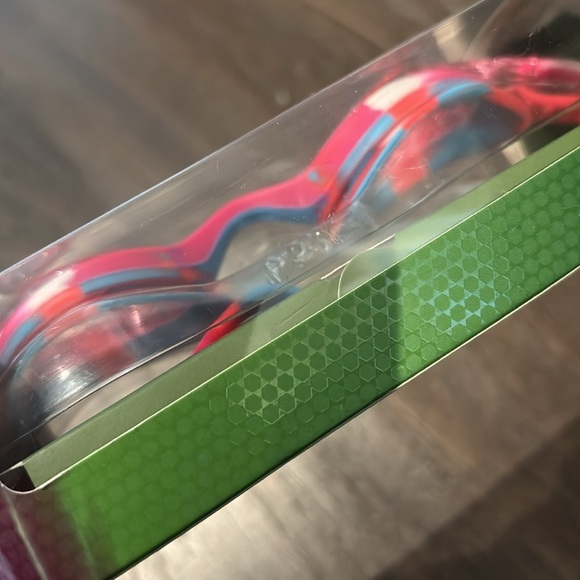 TYR Swim Goggles,Swimple Tie Dye,UVA/UVB protection,Anti-Fog,Durafit,easy adjust - Picture 4 of 7